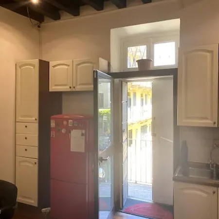 Daire Bilocale Romantico Navigli Milano